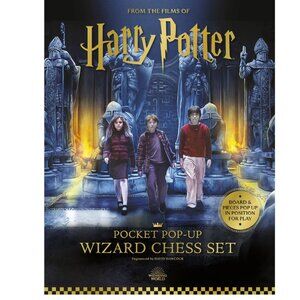 Insight Editions Harry Potter Pocket Pop‑Up Wizard Chess Set – Paperback